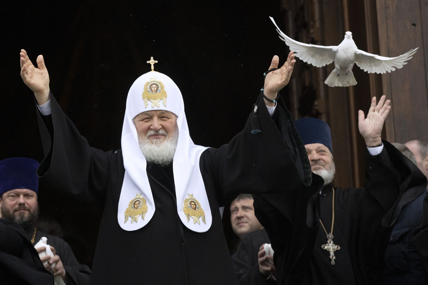 APTOPIX Virus Outbreak Russia Orthodox Easter